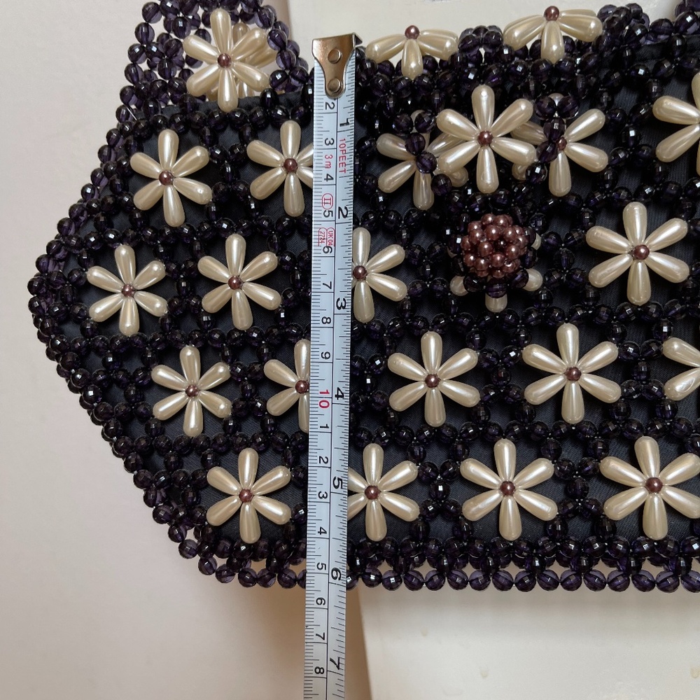 Handbag - Picture 9 of 10